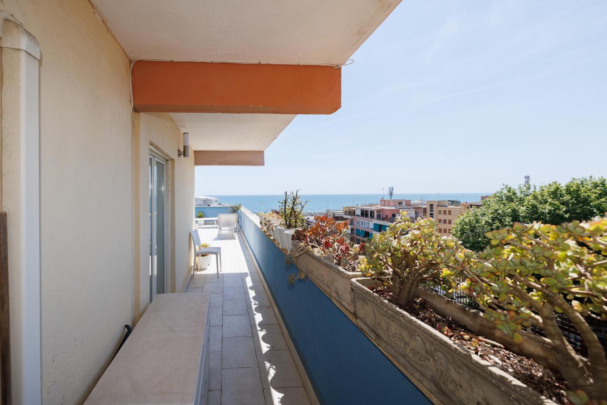 Attico Lux Apartment Lido di Ostia Exterior photo
